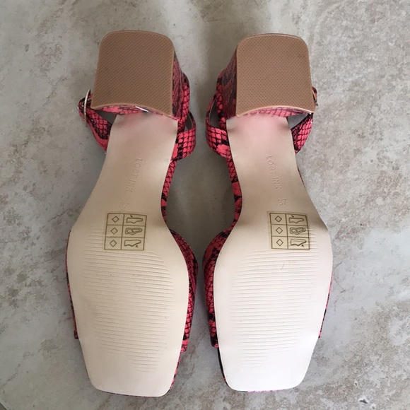 Lost Ink sandals - Picture 3 of 14